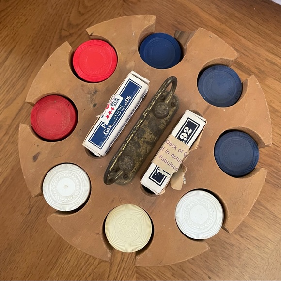 Vintage poker set with 2 decks of cards & chips
